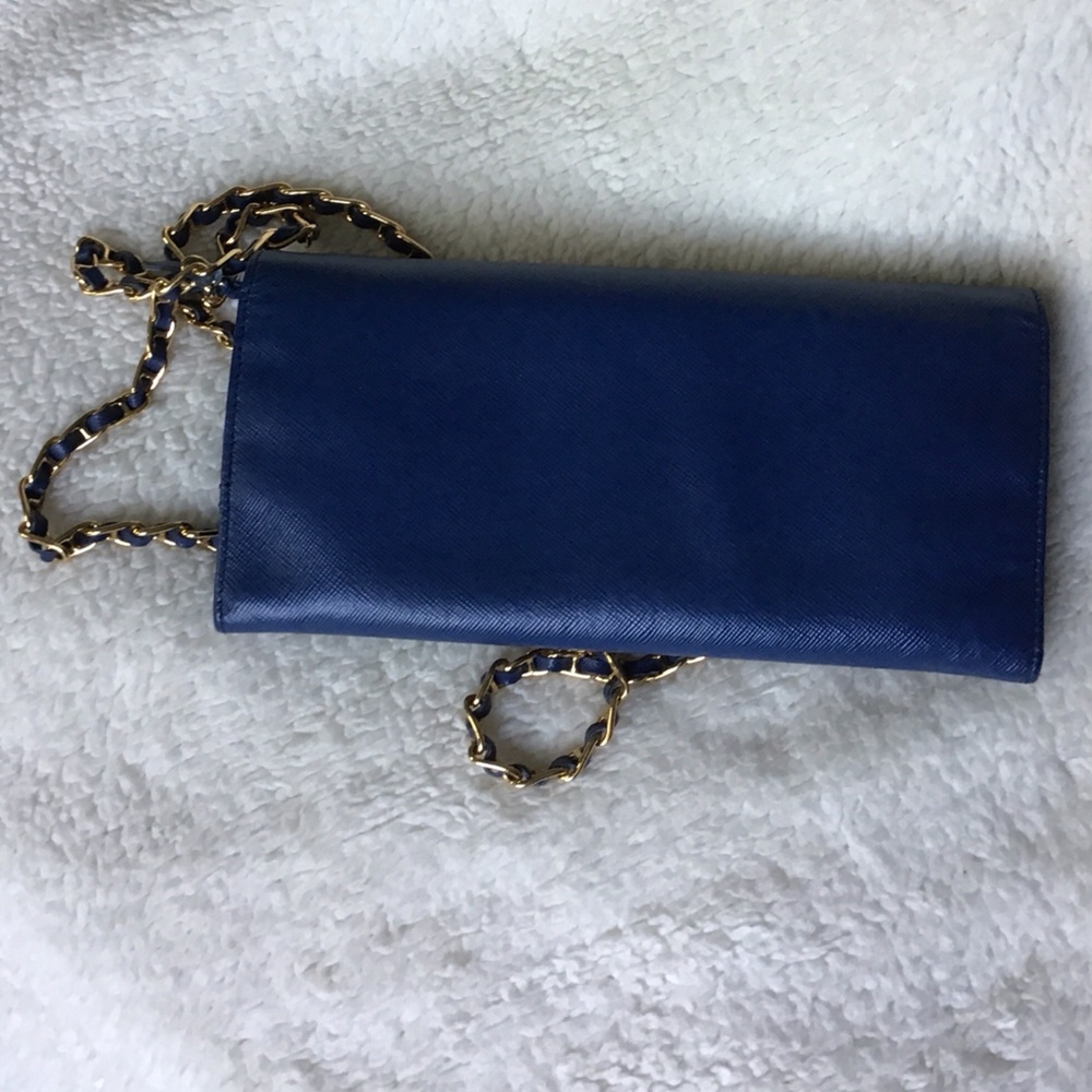Prada Navy Leather Clutch with Gold Chain - Picture 7 of 9